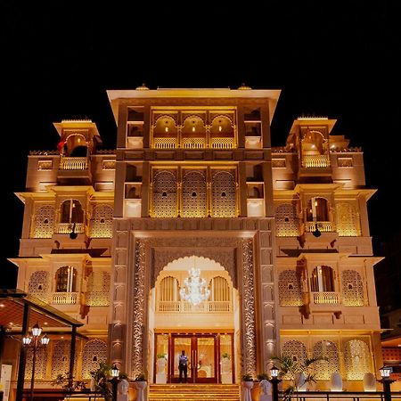 Hotel Ratan Mahal Datia Bagian luar foto