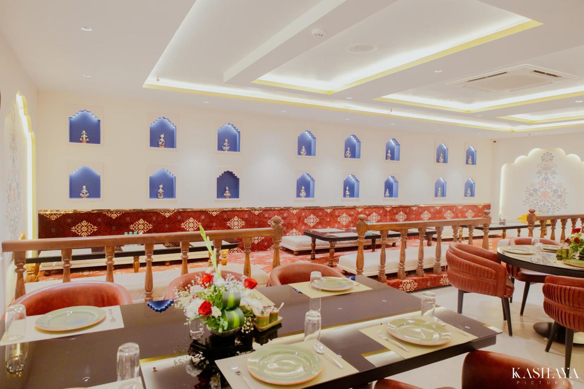 Hotel Ratan Mahal Datia Bagian luar foto