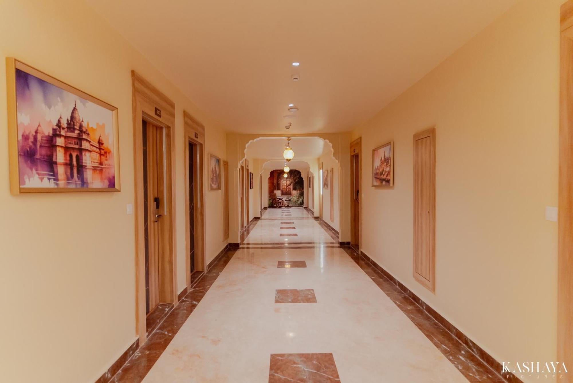 Hotel Ratan Mahal Datia Bagian luar foto