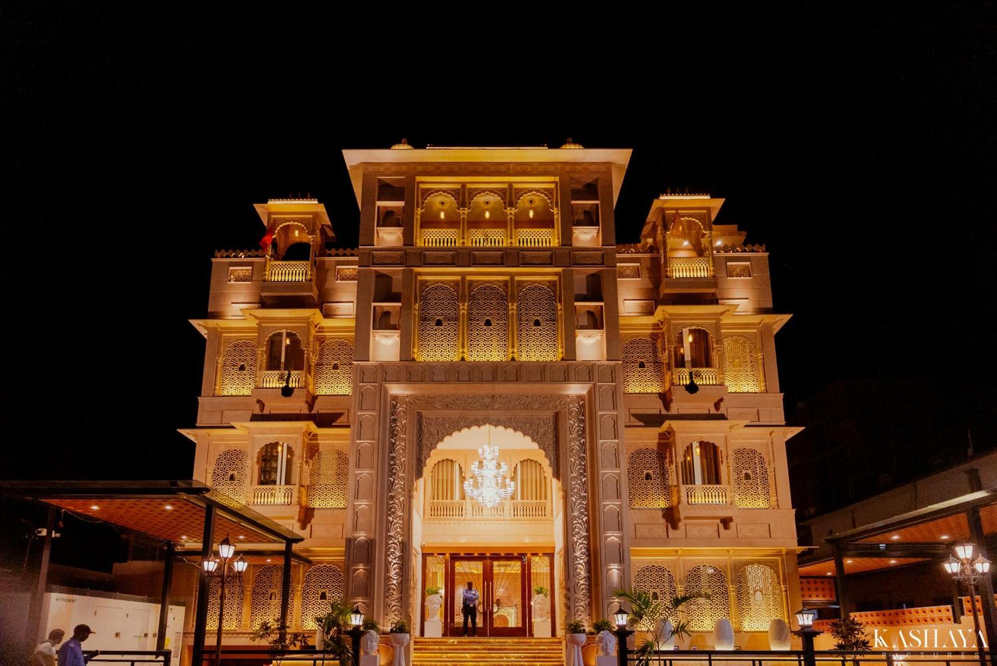 Hotel Ratan Mahal Datia Bagian luar foto